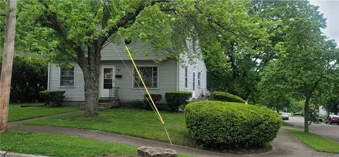 1288 Roslyn Ave, Akron, OH 44320
