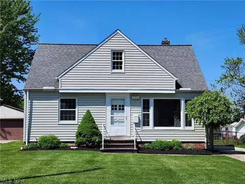 Exterior - 1732 Eldon Dr, Wickliffe, OH 44092 photo 2 of 9