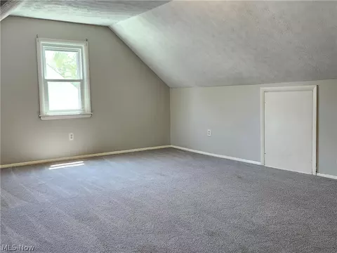 Bedroom - 1732 Eldon Dr, Wickliffe, OH 44092 photo 9 of 11