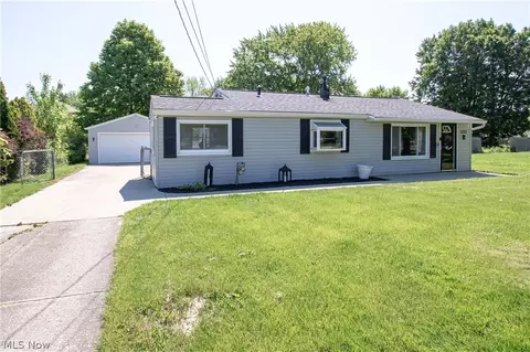 2133 Etta Blvd, Brunswick, OH 44212