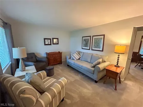 Living - 7024 Claybourne Ave, Boardman, OH 44512 photo 1 of 1