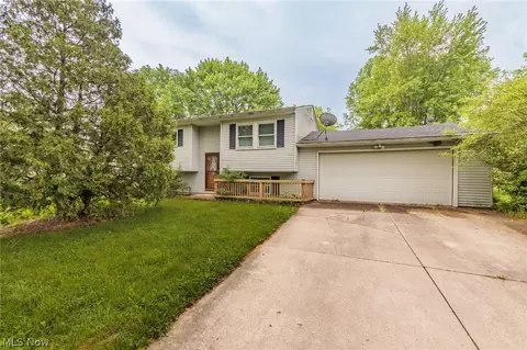388 Washington Cir, Oberlin, OH 44074