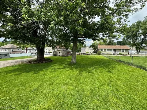 208 E Main St, Baltic, OH 43804 photo 10