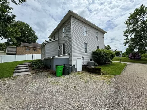208 E Main St, Baltic, OH 43804 photo 4