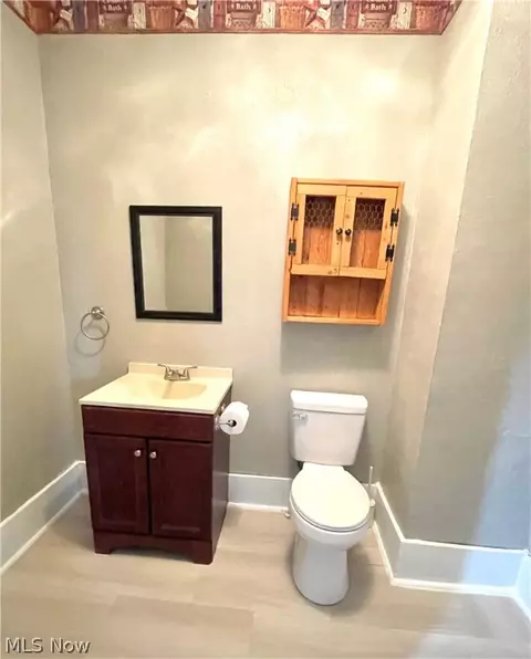 306 W Plain St, Minerva, OH 44657 photo 7