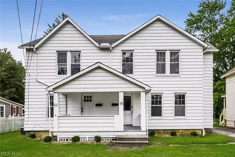 33 Adams St, Berea, OH 44017