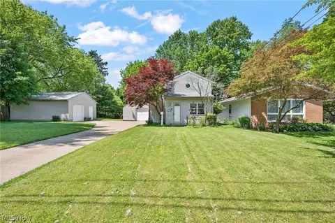 3525 Edgefield Ave NW, Canton, OH 44709