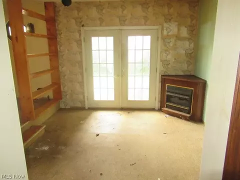 958 Davis St, Akron, OH 44310 photo 8