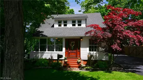 204 Water St, Chardon, OH 44024