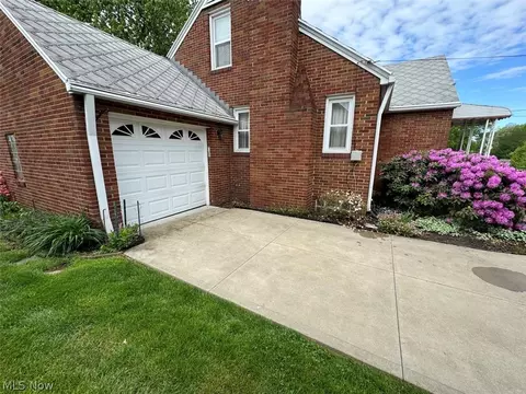4426 2nd St NW, Canton, OH 44708 photo 5