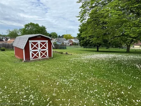 4426 2nd St NW, Canton, OH 44708 photo 11