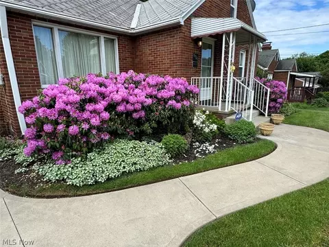 4426 2nd St NW, Canton, OH 44708 photo 3