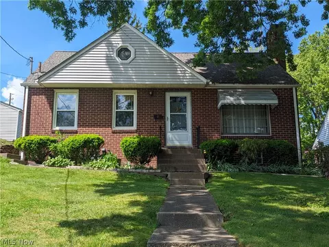 509 23rd St NW, Canton, OH 44709