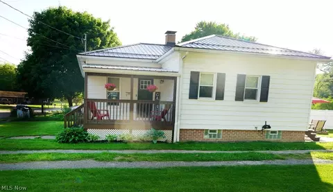 610 Chestnut St, Minerva, OH 44657