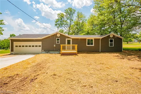 4212 34th St NE, Canton, OH 44705