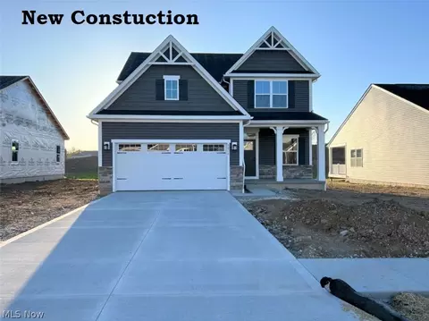 6816 Harrington Ct NE, Canton, OH 44721