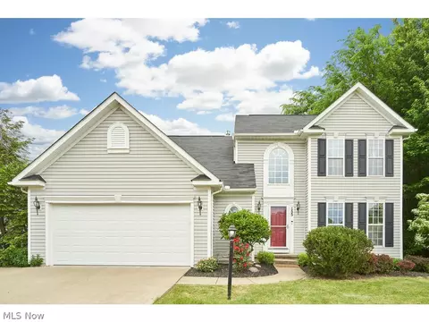 155 Creekledge Ln, Copley, OH 44321