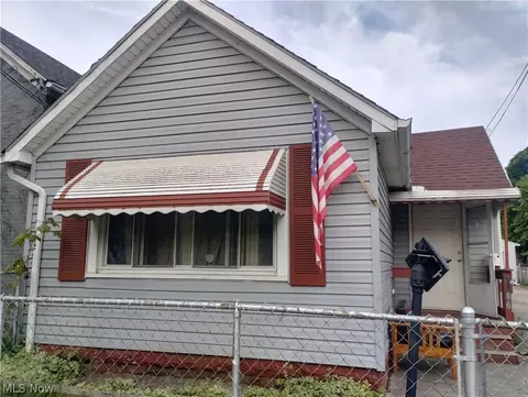 3186 W 48th St, Cleveland, OH 44102