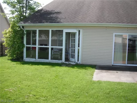 Exterior - 2320 Stonepath St, Lorain, OH 44052 photo 5 of 7