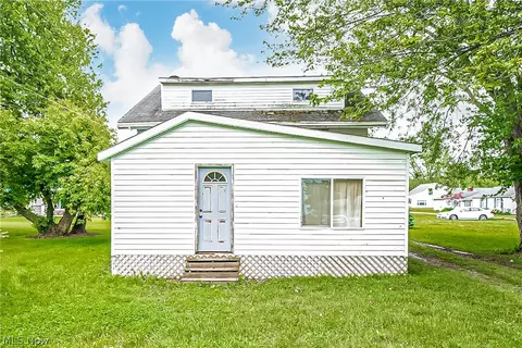 205 Navy Rd, Vermilion, OH 44089