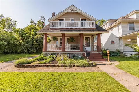251 Princeton Ave, Elyria, OH 44035