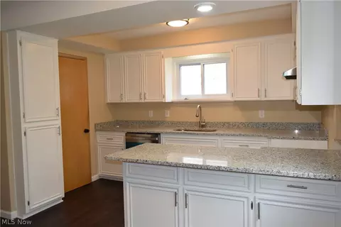 Kitchen - 15075 Summit Ave, Maple Heights, OH 44137 photo 1 of 2