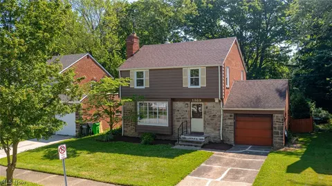 1389 Villa Dr, South Euclid, OH 44121