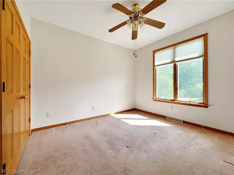 Bedroom - 6914 Ruby Cts, Austintown, OH 44515 photo 2 of 4
