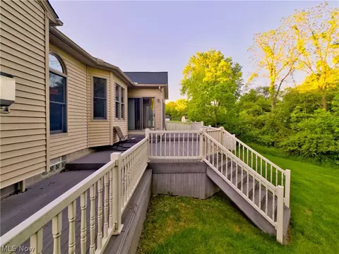 Exterior - 6914 Ruby Cts, Austintown, OH 44515 photo 9 of 9
