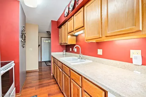 514 Arabian Ct, Lagrange, OH 44050 photo 12
