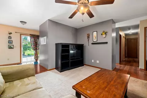 514 Arabian Ct, Lagrange, OH 44050 photo 4