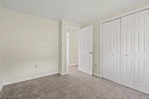 8654 Murray Ridge Rd, Elyria, OH 44035 photo 33