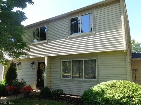 3169 Bay Landing Dr, Westlake, OH 44145