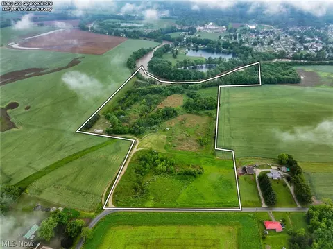 Cr-106, Newcomerstown, OH 43832