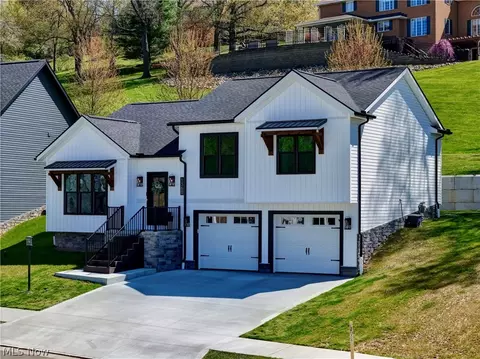 1360 2nd St NW, New Philadelphia, OH 44663