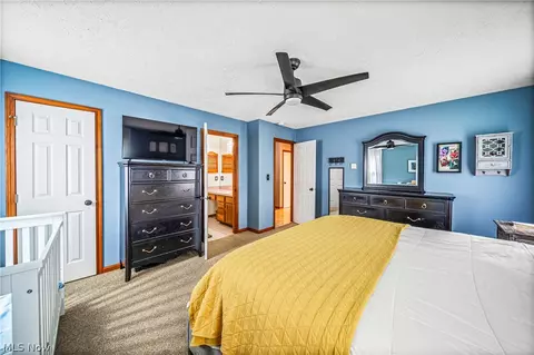 Bedroom - 9257 Bechtel Rd, Elyria, OH 44035 photo 3 of 8