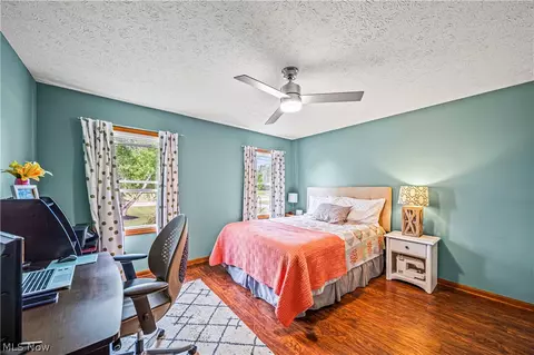 Bedroom - 9257 Bechtel Rd, Elyria, OH 44035 photo 5 of 8