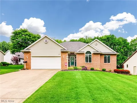 1336 Northwoods Trl, Wadsworth, OH 44281