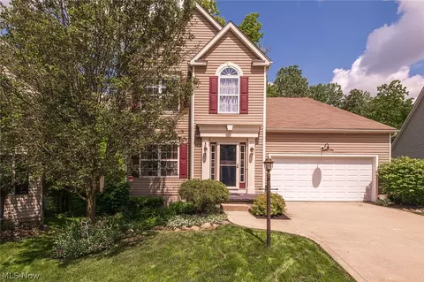 1851 Manningford Oval, Brunswick, OH 44212
