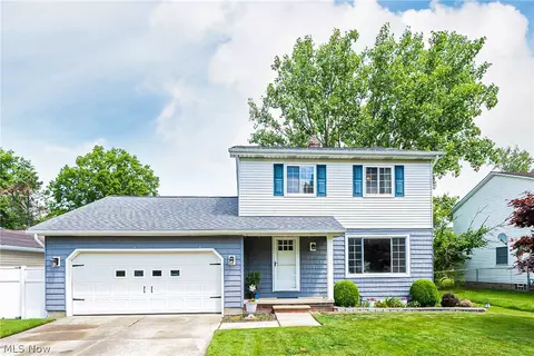 38225 Cheltenham Dr, Willoughby, OH 44094