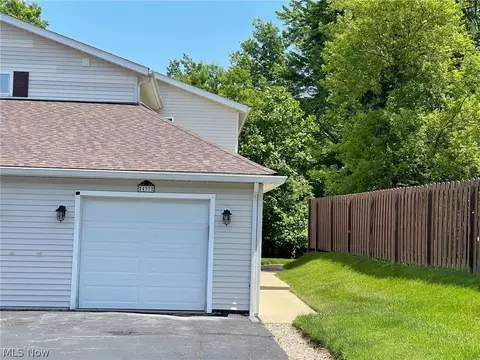 437 Banks Lndg, Painesville, OH 44077