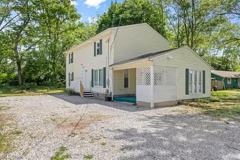 1225 Abington Rd, Akron, OH 44312