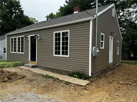 601 7th Ave, East Liverpool, OH 43920