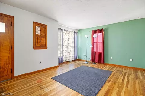 537 Metcalf Rd, Elyria, OH 44035 photo 8