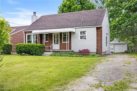 537 Metcalf Rd, Elyria, OH 44035