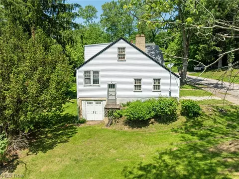Exterior - 291 East St, Mount Pleasant, OH 43939 photo 2 of 4
