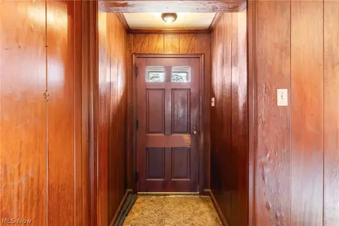 Entry Way - 291 East St, Mount Pleasant, OH 43939 photo 1 of 4