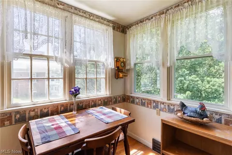 Dining - 291 East St, Mount Pleasant, OH 43939 photo 2 of 2