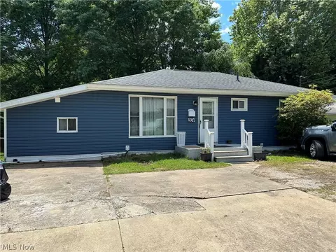 2104 42nd St, Parkersburg, WV 26104