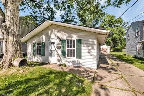 4696 W 157th St, Cleveland, OH 44135